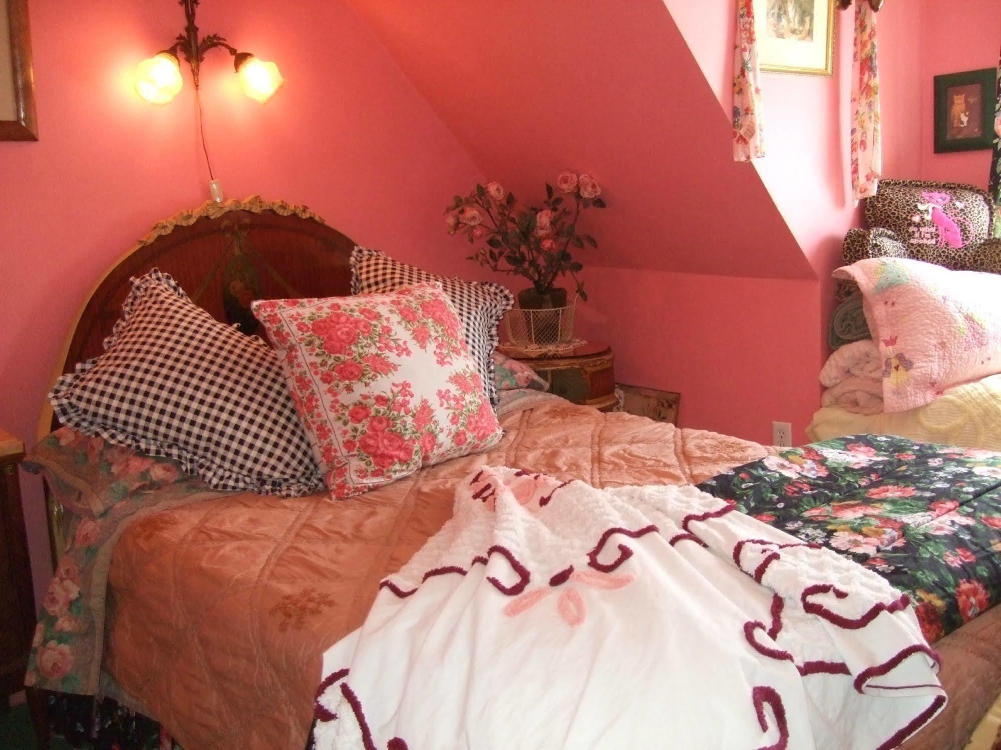 Enchanted Nights Bed & Bath Кіттері Екстер'єр фото